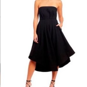 NEW C/MEO Collective Black Midi Dress sz 8 Large - Vibrant hi-low w/ Pockets